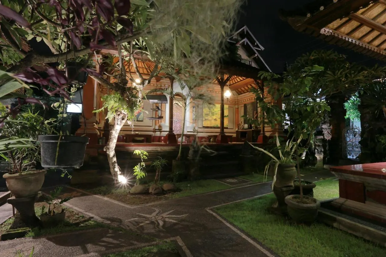 Aru House Ubud 0*,  Endonezya